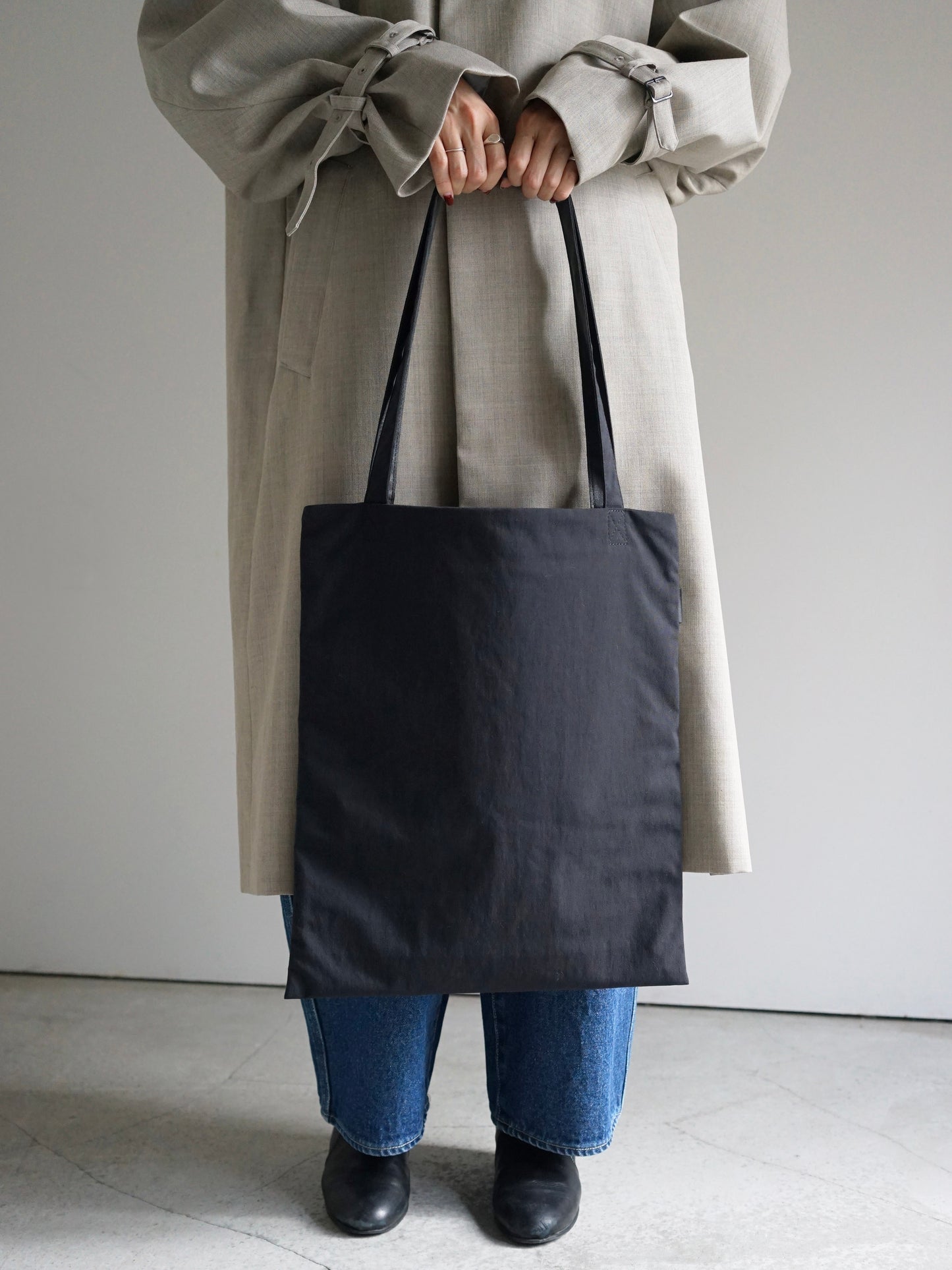 KaILI / S/H LAPTOP TOTE “BLACK”
