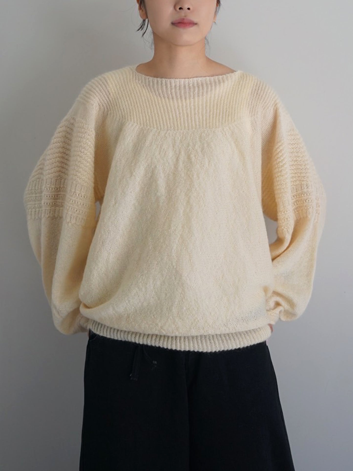 JöICEADDED / Rounded Geometric knit sweater