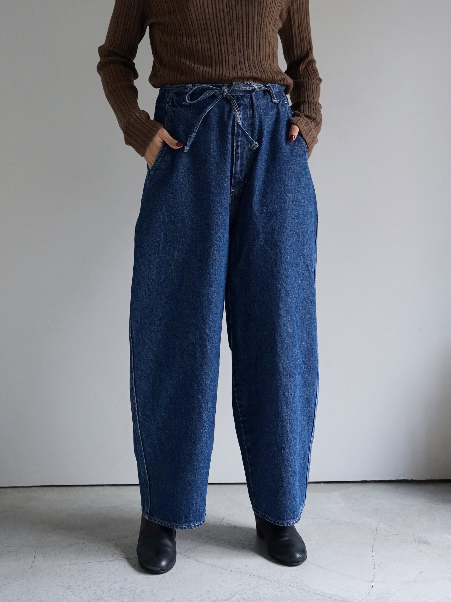 JöICEADDED / Round wide denim Trousers (BLUE)