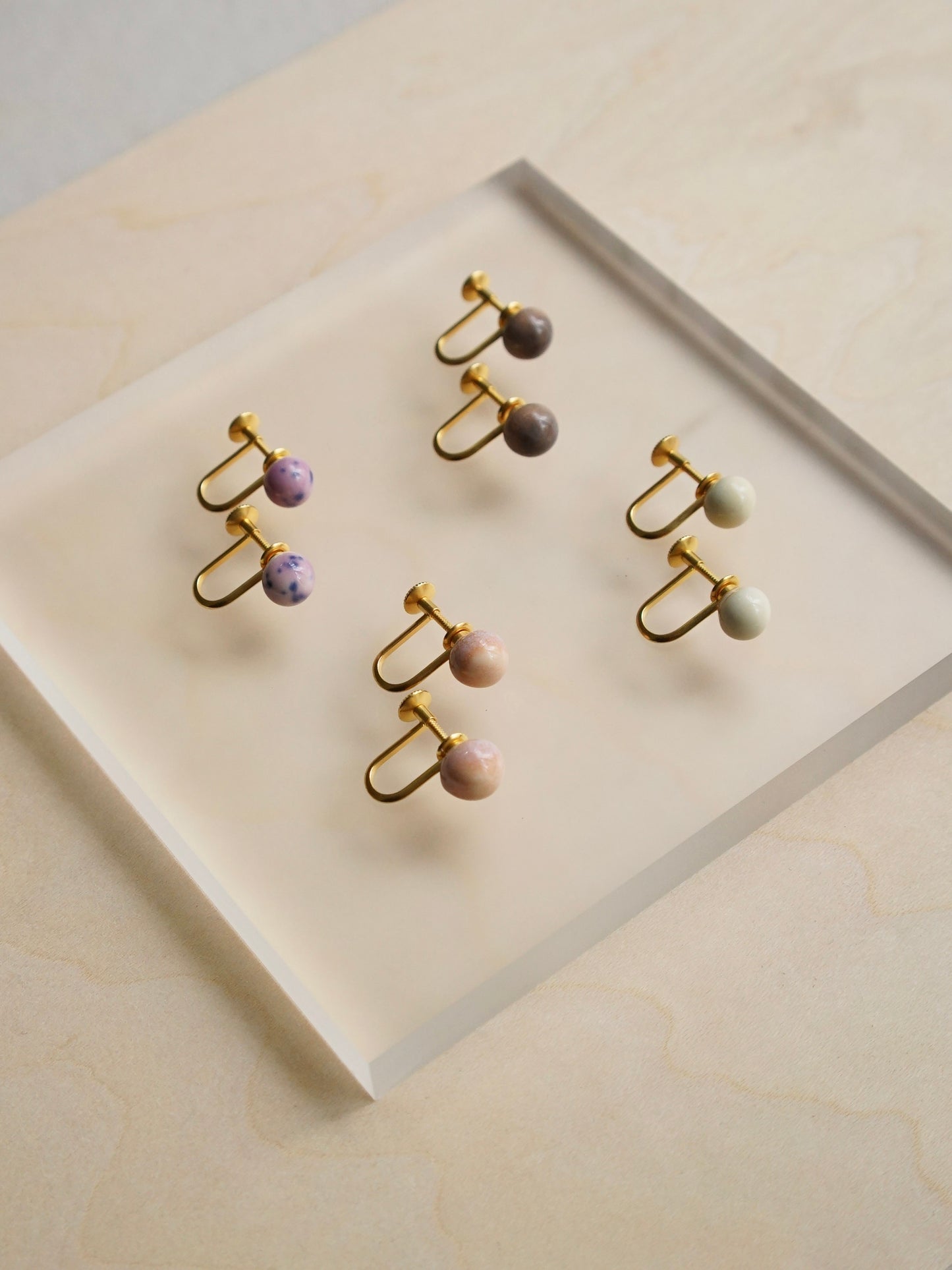 SŌK / ball (earring)