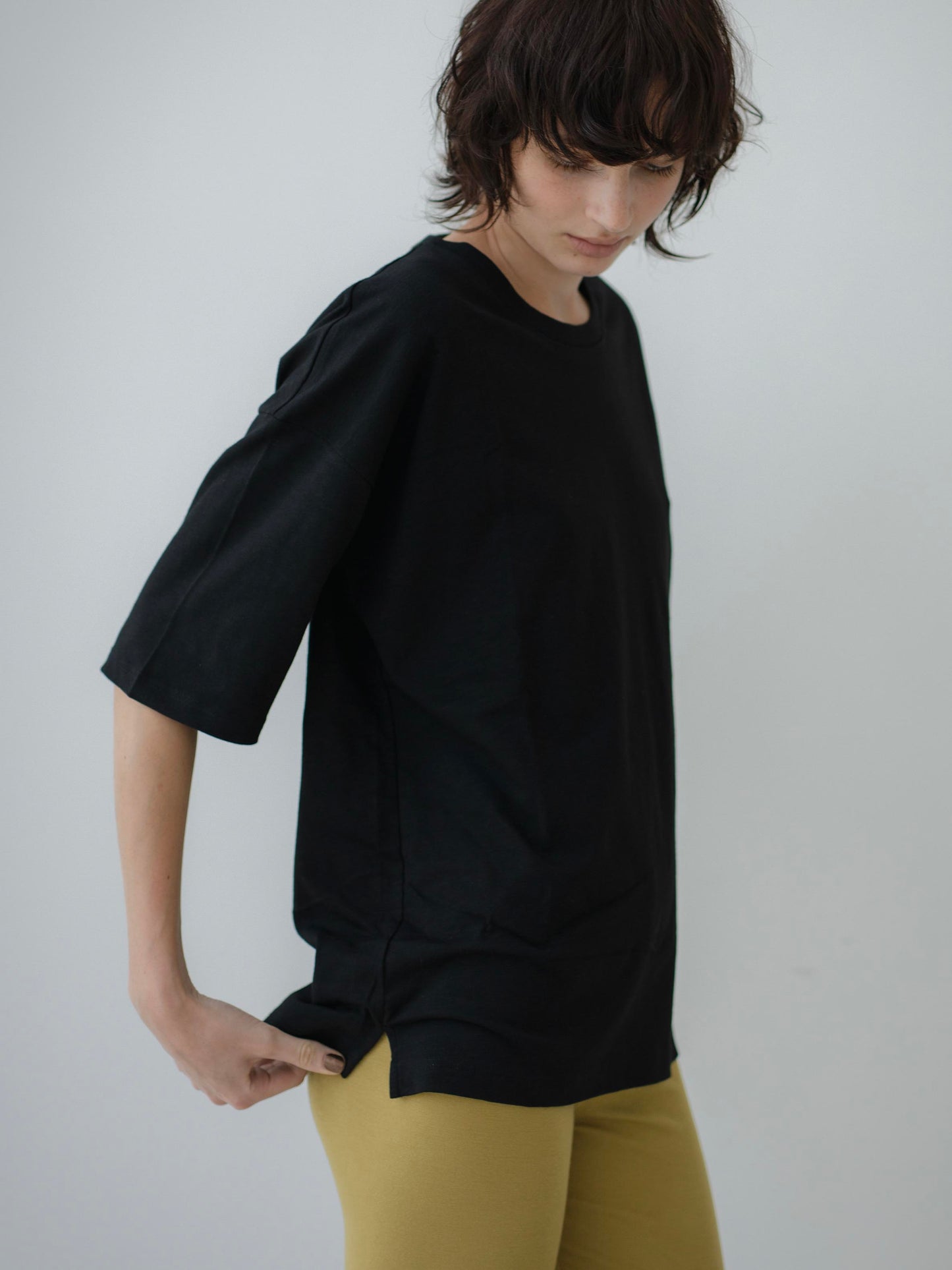 Sacre / ユニセックスTシャツ (3color)