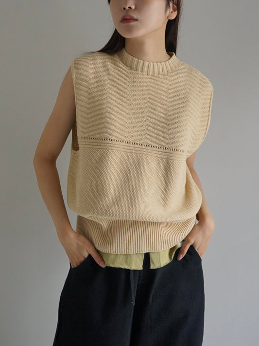 JöICEADDED / Geometric Knitted vest